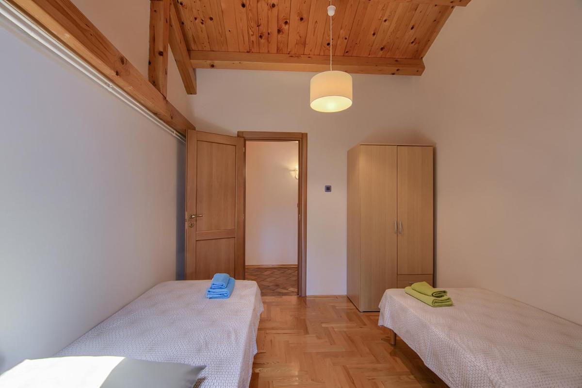 Holiday Home Kukurin ベール エクステリア 写真